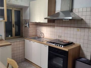 Casa indipendente in vendita a Luni SP