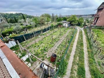 Casa indipendente in vendita a Luni SP