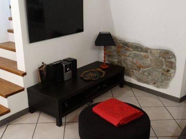 Casa indipendente in vendita a Luni SP
