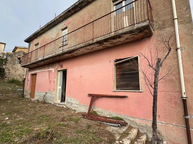 Casa Indipendente in vendita a Luogosano