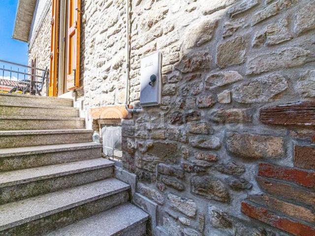 Casa indipendente in vendita a Lupazzano, Neviano degli Arduini