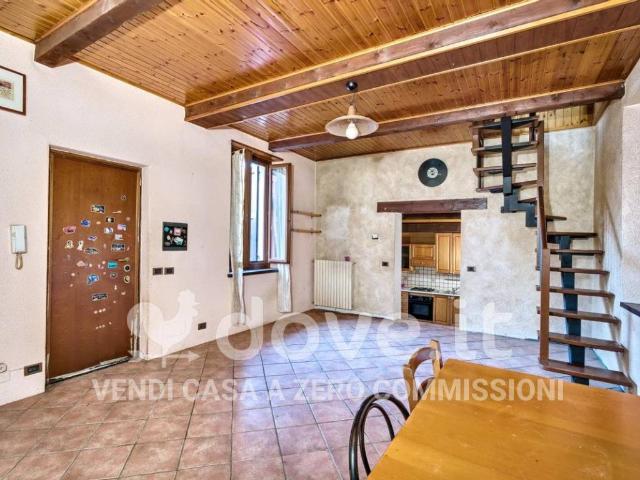 Casa indipendente in vendita a Lurate Caccivio CO