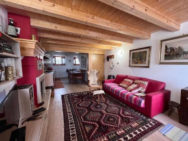 Casa indipendente in vendita a Lusiana Conco VI