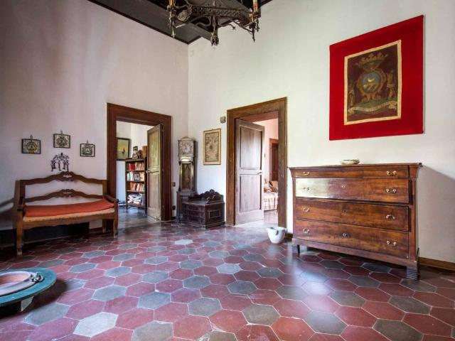 Casa indipendente in vendita a Lustra SA