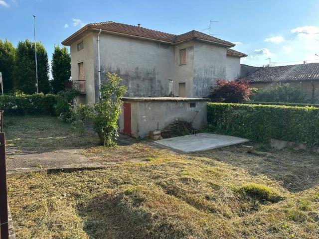 Casa indipendente in vendita a Mozzo BG