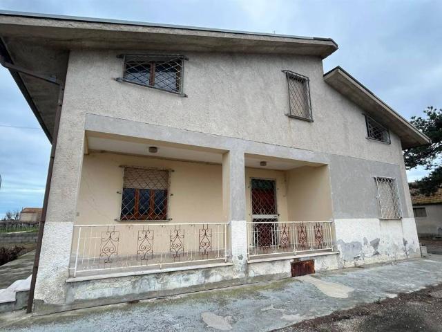 Casa indipendente in vendita a Mozzagrogna CH