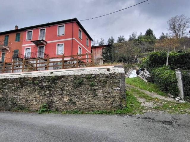 Casa indipendente in vendita a Moconesi GE