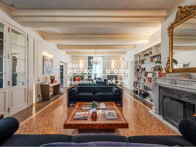Casa indipendente in vendita a Modena MO