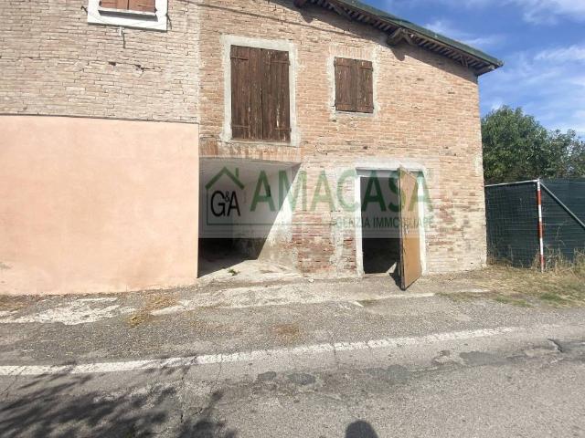 Casa indipendente in vendita a Modena MO