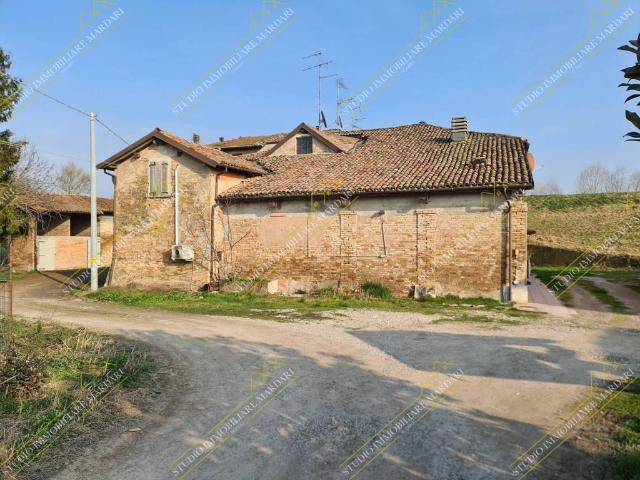 Casa indipendente in vendita a Modena MO