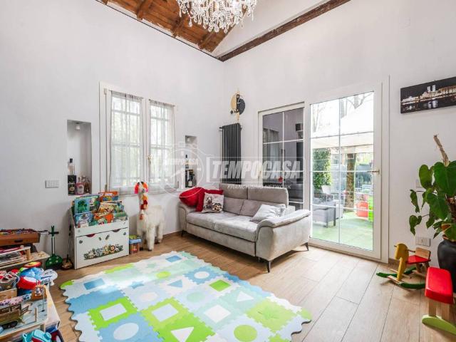 Casa indipendente in vendita a Modena MO