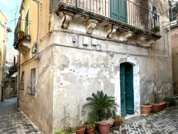 Casa indipendente in vendita a Modica RG