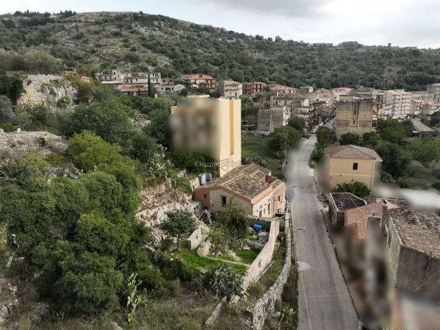 Casa indipendente in vendita a Modica RG