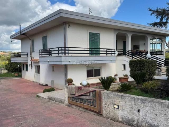 Casa indipendente in vendita a Modica RG