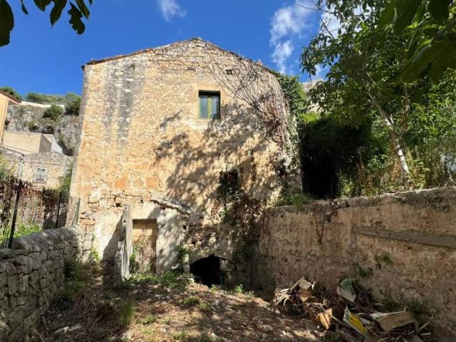 Casa indipendente in vendita a Modica RG