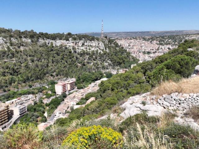 Casa indipendente in vendita a Modica RG