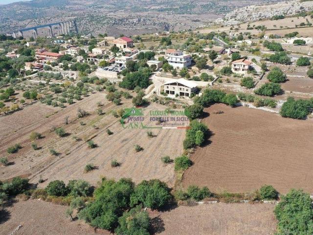 Casa indipendente in vendita a Modica RG
