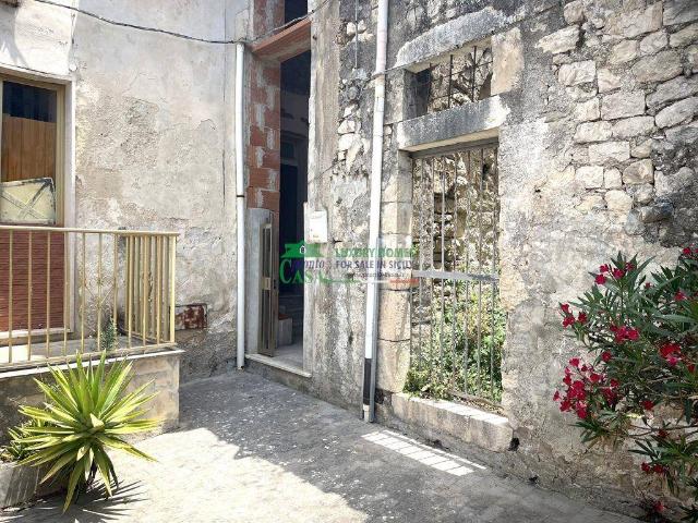 Casa indipendente in vendita a Modica RG