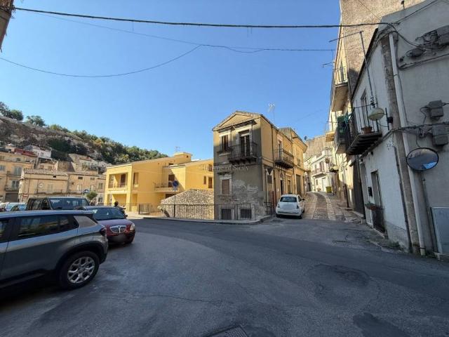 Casa indipendente in vendita a Modica RG