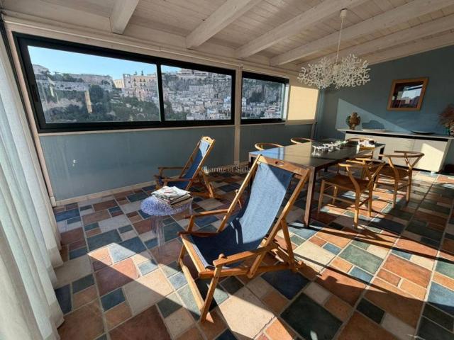 Casa indipendente in vendita a Modica RG