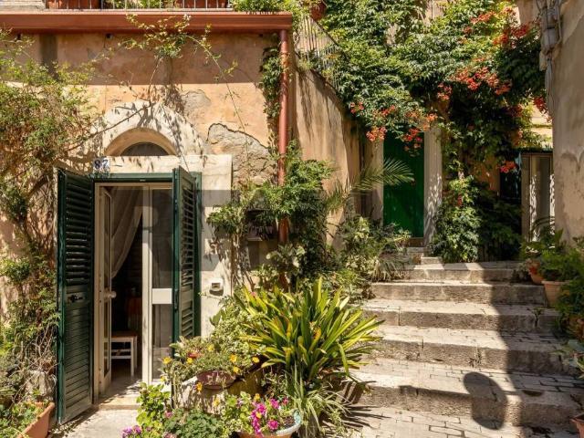 Casa indipendente in vendita a Modica via Calamezzana, 87