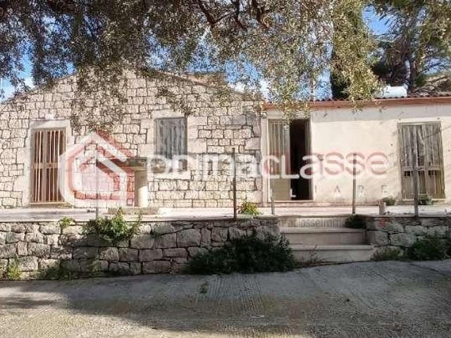 Casa indipendente in vendita a Modica