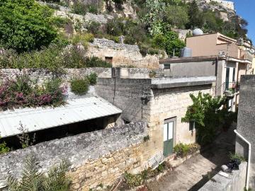 Casa indipendente in vendita a Modica
