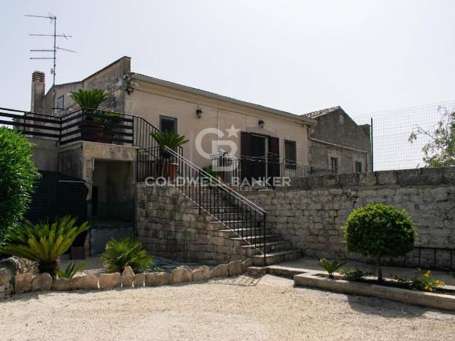 Casa indipendente in vendita a Modica