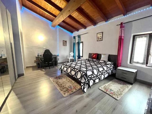Casa indipendente in vendita a Moglia MN