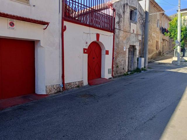 Casa indipendente in vendita a Moiano BN
