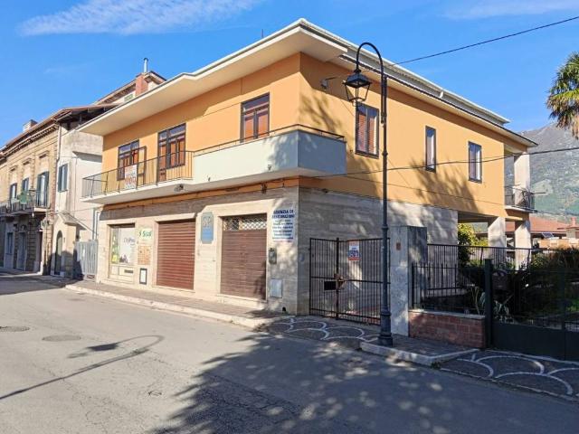 Casa indipendente in vendita a Moiano BN