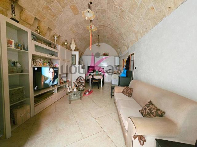 Casa indipendente in vendita a Mola di Bari BA