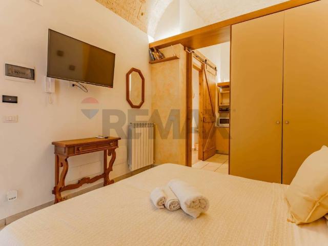 Casa indipendente in vendita a Mola di Bari BA