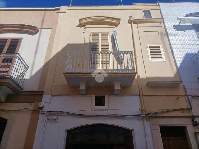 Casa indipendente in vendita a Mola di Bari BA