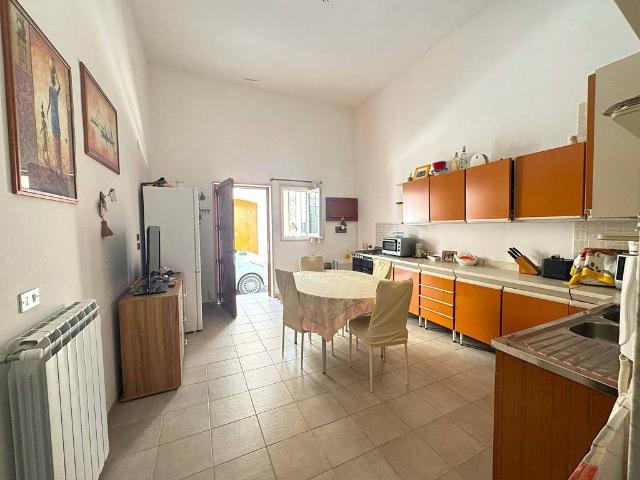 Casa indipendente in vendita a Mola di Bari BA