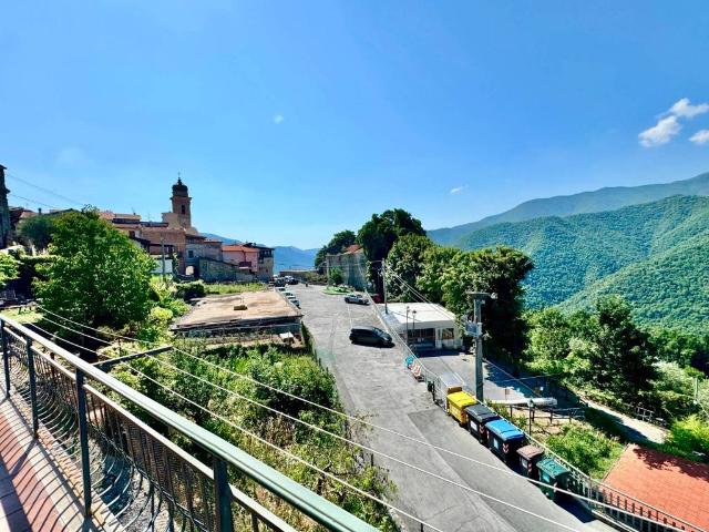 Casa indipendente in vendita a Molini di Triora IM