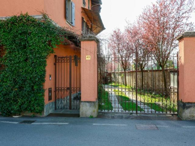Casa indipendente in vendita a Molteno LC