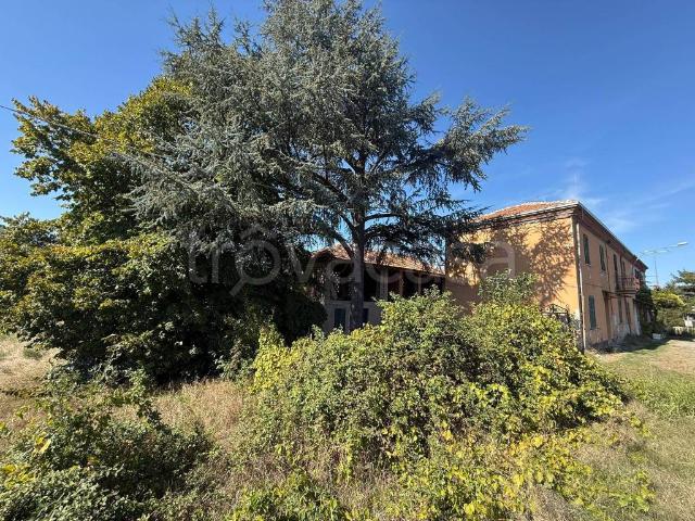 Casa indipendente in vendita a Mombaldone