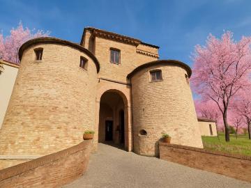 Casa indipendente in vendita a Mombaroccio PU