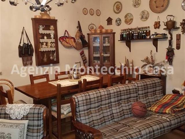 Casa indipendente in vendita a Mombaroccio PU