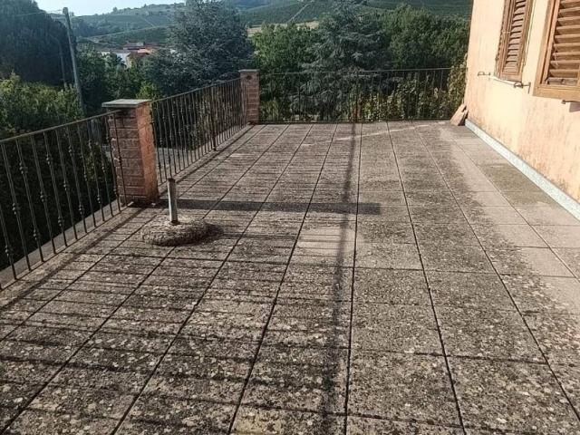 Casa indipendente in vendita a Mombaruzzo AT