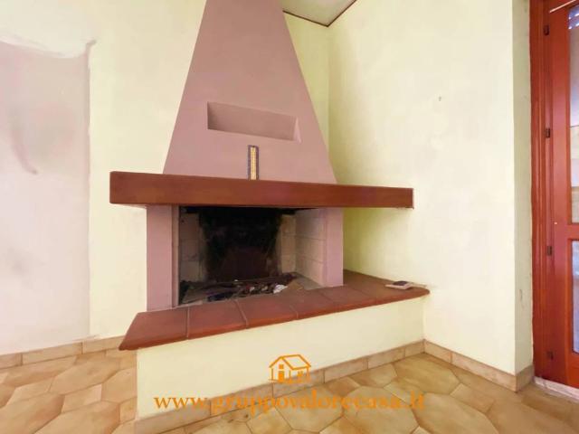 Casa indipendente in vendita a Mombaruzzo AT