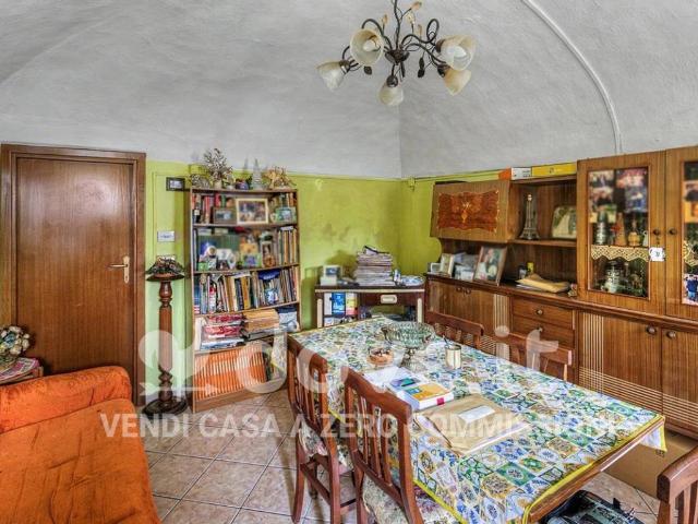 Casa indipendente in vendita a Mombello Monferrato AL