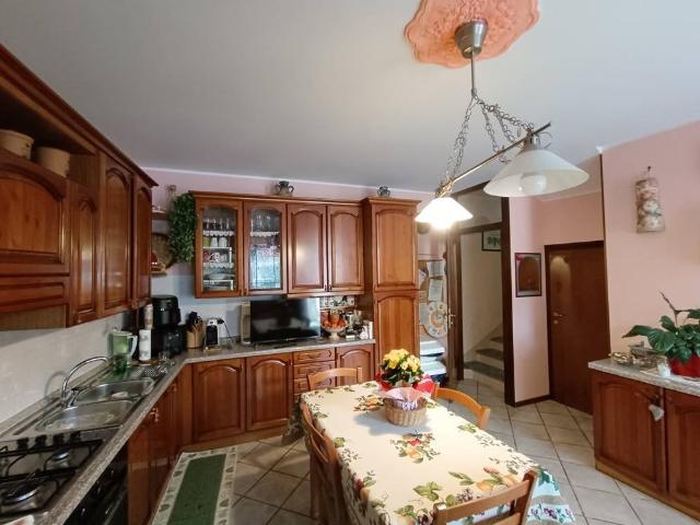 Casa indipendente in vendita a Mombello Monferrato AL