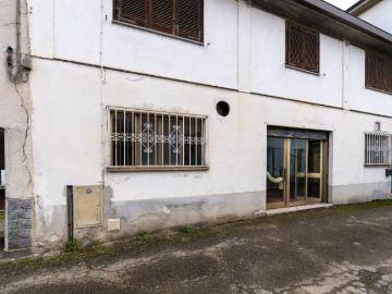 Casa indipendente in vendita a Mombercelli AT