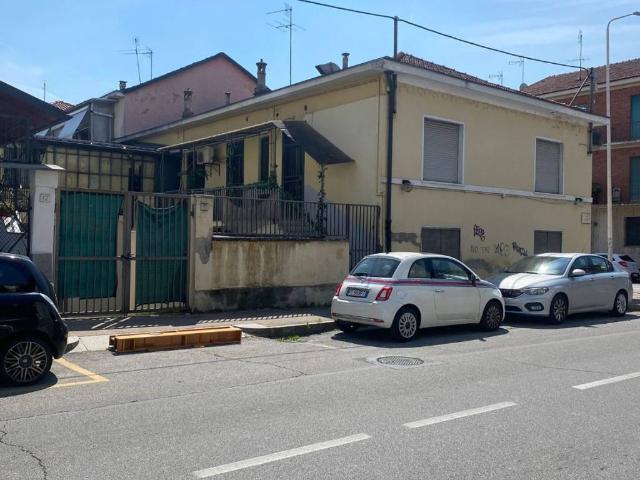 Casa indipendente in vendita a Moncalieri TO