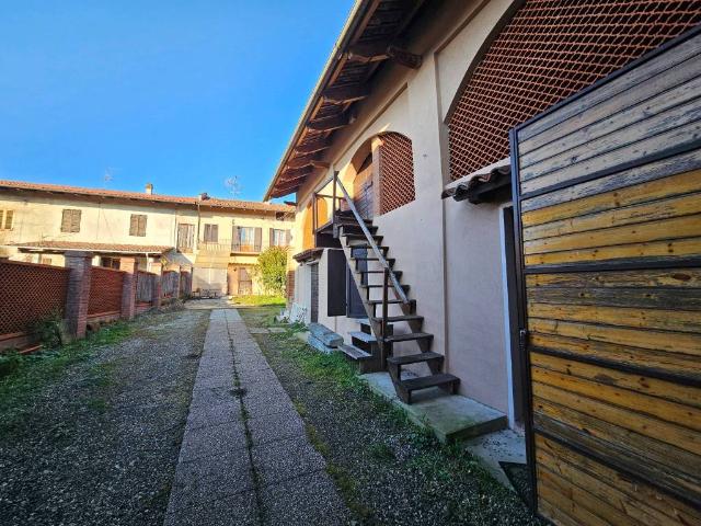 Casa indipendente in vendita a Moncestino AL