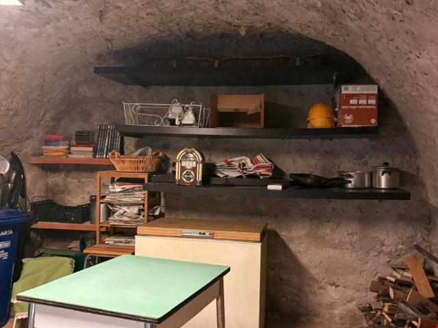 Casa indipendente in vendita a Monchio delle Corti PR