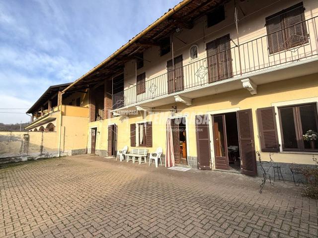 Casa indipendente in vendita a Moncrivello