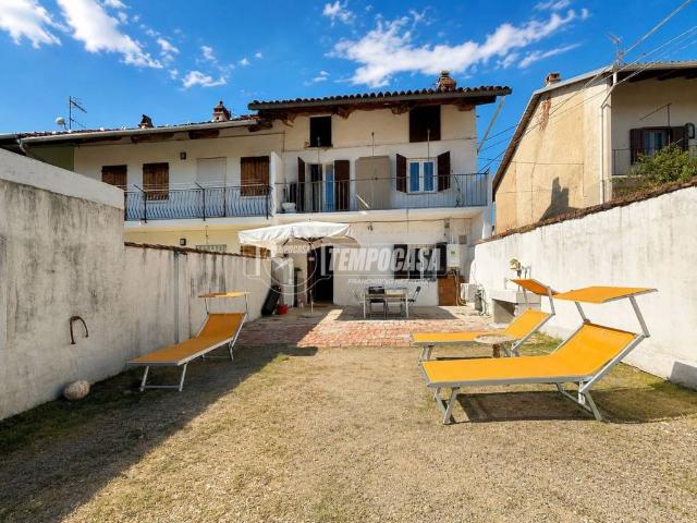 Casa indipendente in vendita a Moncrivello VC
